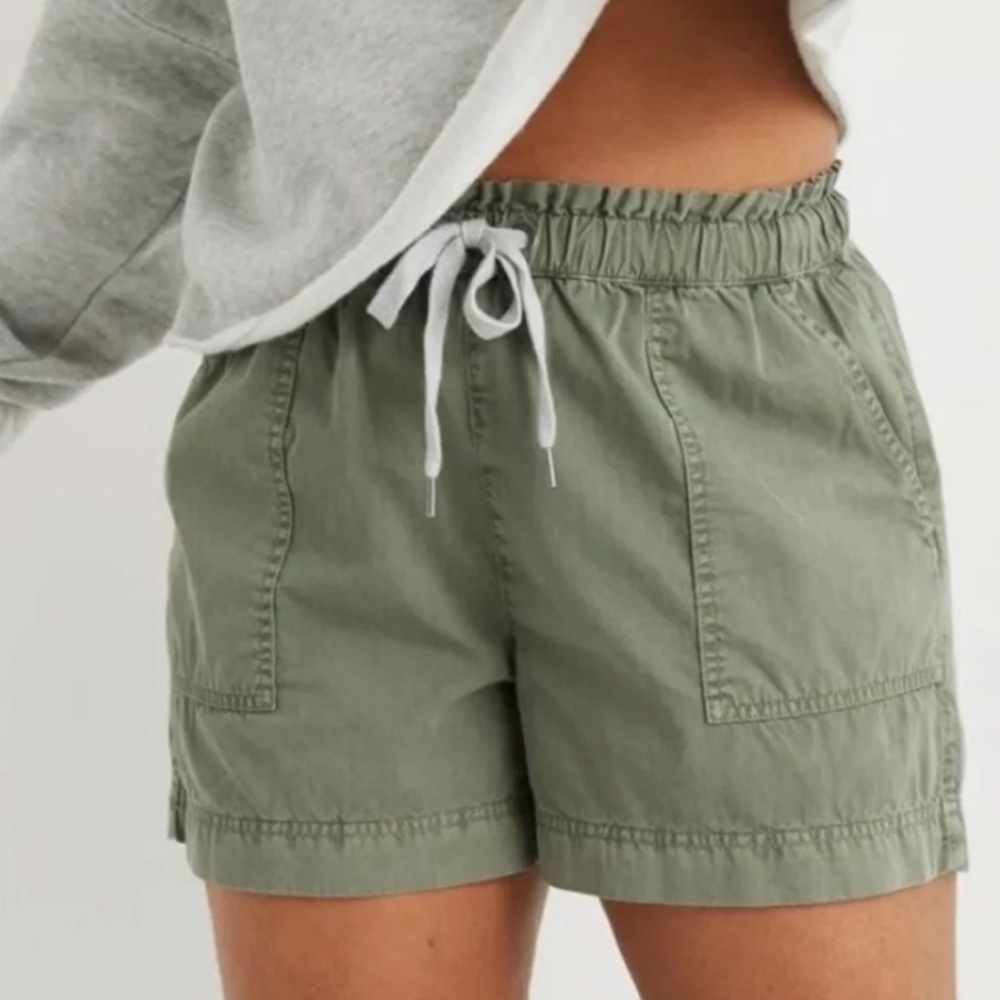 Aerie lightweight drawstring shorts green